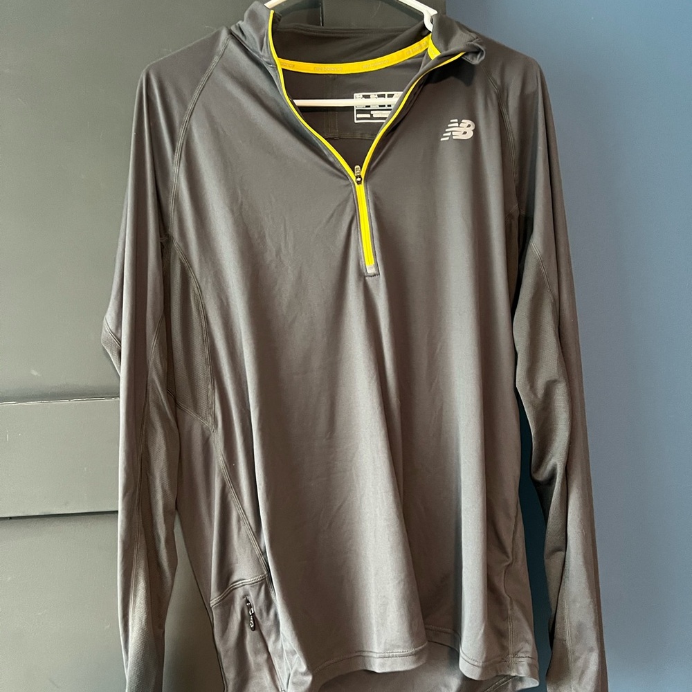 New Balance Men's Gray and Yellow Quarter Zip